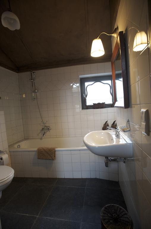 Breusjterhofke Bed & Breakfast *